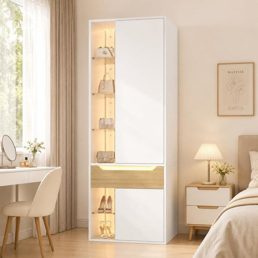 LED Beleuchtung an dem Kleiderschrank